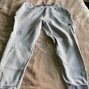 Nike tech fleece pants